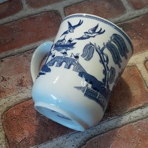 Johnson Bros Blue Willow coffee mug